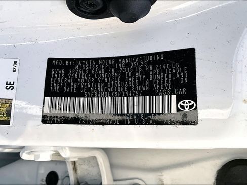 Used 2025 Toyota Corolla LE FWD image 36