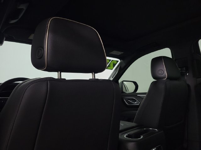 Used 2023 GMC Yukon SLT AWD/4WD image 15
