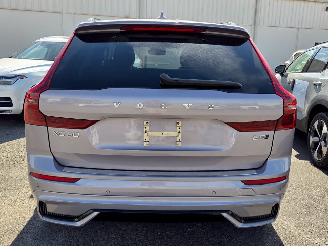 Certified 2026 Volvo XC60 B5 Plus AWD/4WD image 4