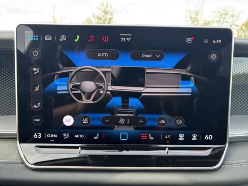 New 2026 Volkswagen Tiguan SE AWD/4WD image 19