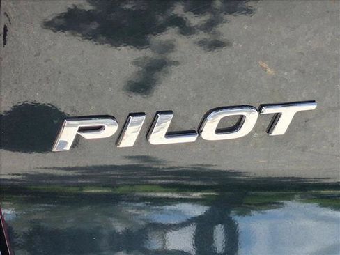 Used 2019 Honda Pilot Touring image 20