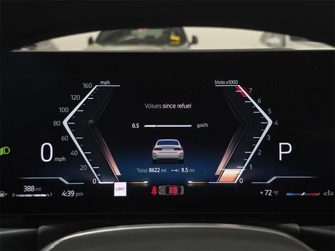 Certified 2025 BMW 330i Sedan image 19