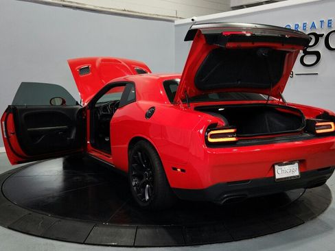 Used 2016 Dodge Challenger SRT Hellcat RWD image 20