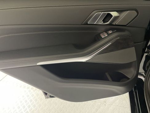 Used 2026 BMW X7 xDrive40i image 33