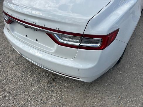 Used 2020 Lincoln Continental Reserve image 26