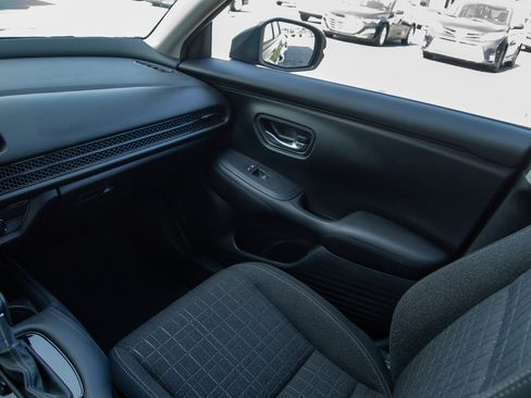 Used 2024 Honda HR-V LX image 15