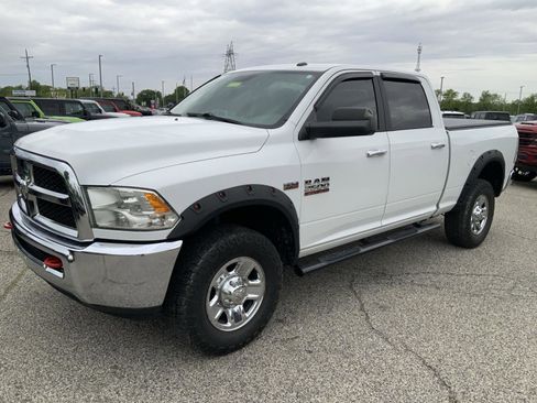 Used 2015 RAM 2500 SLT AWD/4WD image 4