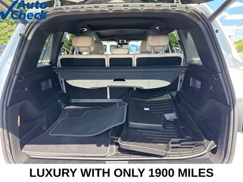 Used 2026 Mercedes-Benz GLB 250 4MATIC image 36