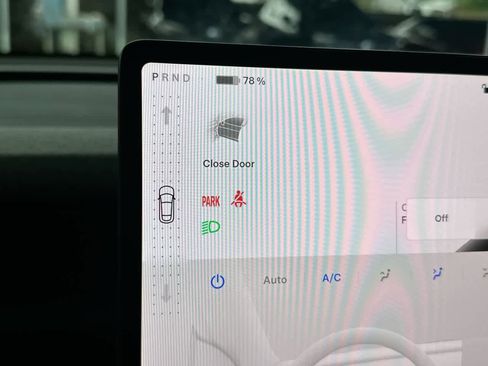 Used 2026 Tesla Model Y 2WD image 21