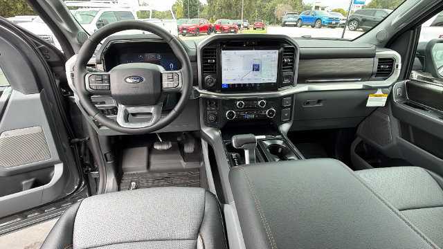 New 2026 Ford F150 Lariat w/ Equipment Group 501A Mid AWD/4WD image 20