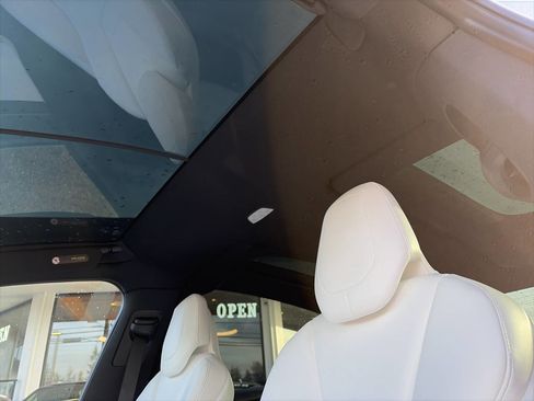 Used 2016 Tesla Model X 75D image 30