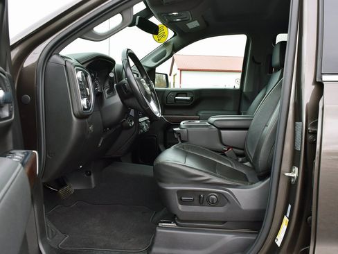 Used 2019 GMC Sierra 1500 SLT image 30