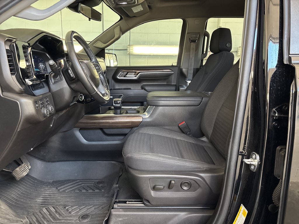 Used 2024 Chevrolet Silverado 1500 RST w/ All Star Edition Plus AWD/4WD image 14