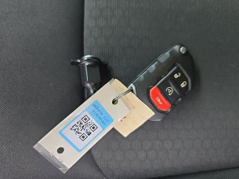 Used 2019 Jeep Wrangler Unlimited Rubicon AWD/4WD image 37