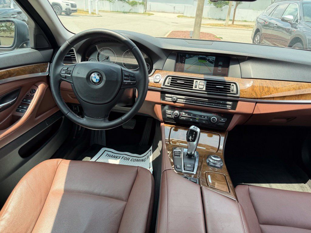 Used 2012 BMW 528i Sedan RWD image 19