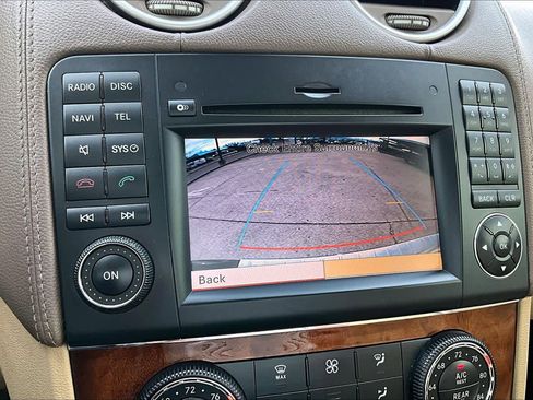 Used 2012 Mercedes-Benz GL 450 4MATIC image 26