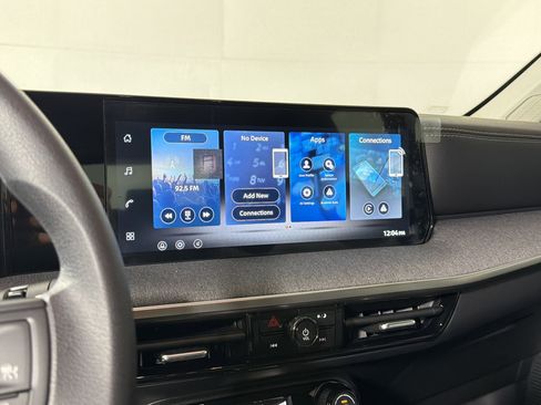 Used 2026 Nissan Kicks SV FWD image 23