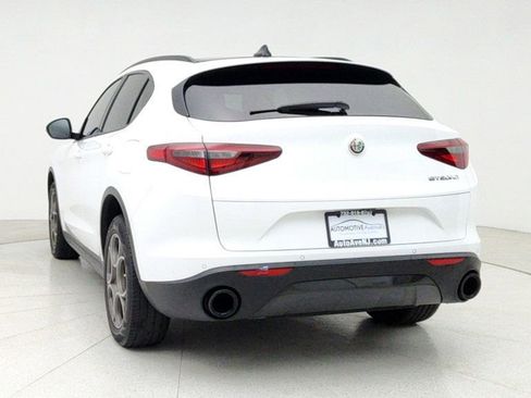 Used 2022 Alfa Romeo Stelvio Sprint image 6
