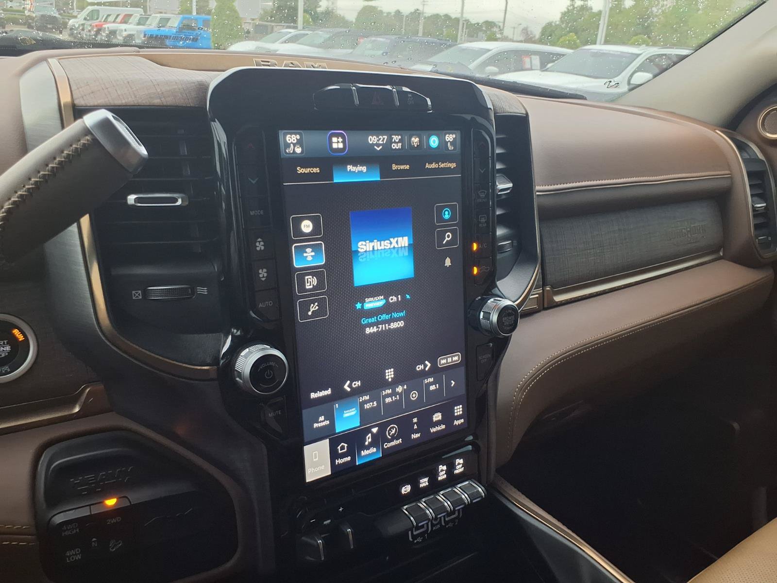 Used 2024 RAM 2500 Limited w/ Towing Technology Group AWD/4WD image 18