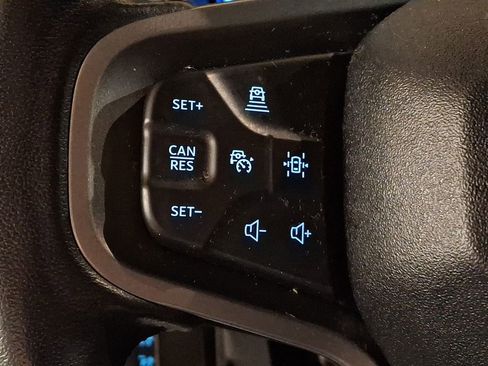 Used 2022 Ford Bronco Badlands image 18