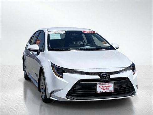 Certified 2026 Toyota Corolla LE FWD image 13