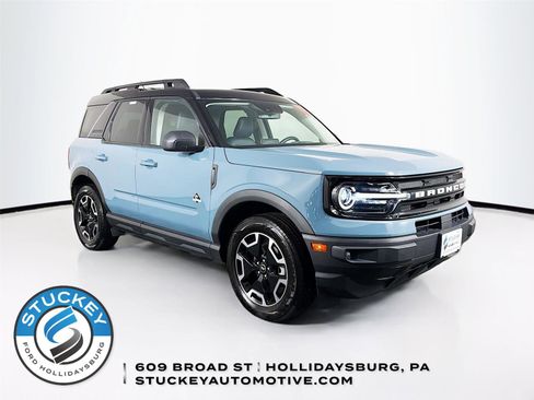 Used 2022 Ford Bronco Sport Outer Banks AWD/4WD image 1