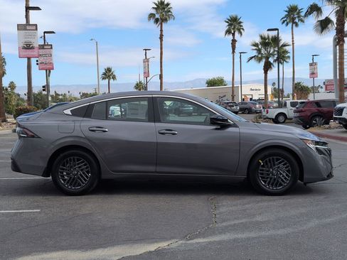 New 2026 Nissan Sentra SV w/ SV Convenience Package image 5