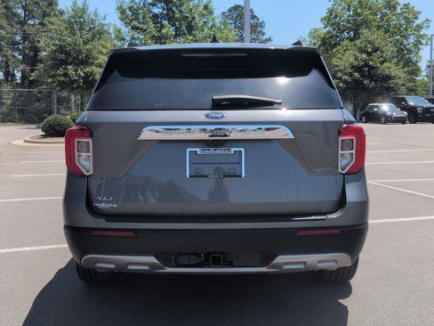 Certified 2023 Ford Explorer XLT w/ Equipment Group 202A RWD image 5