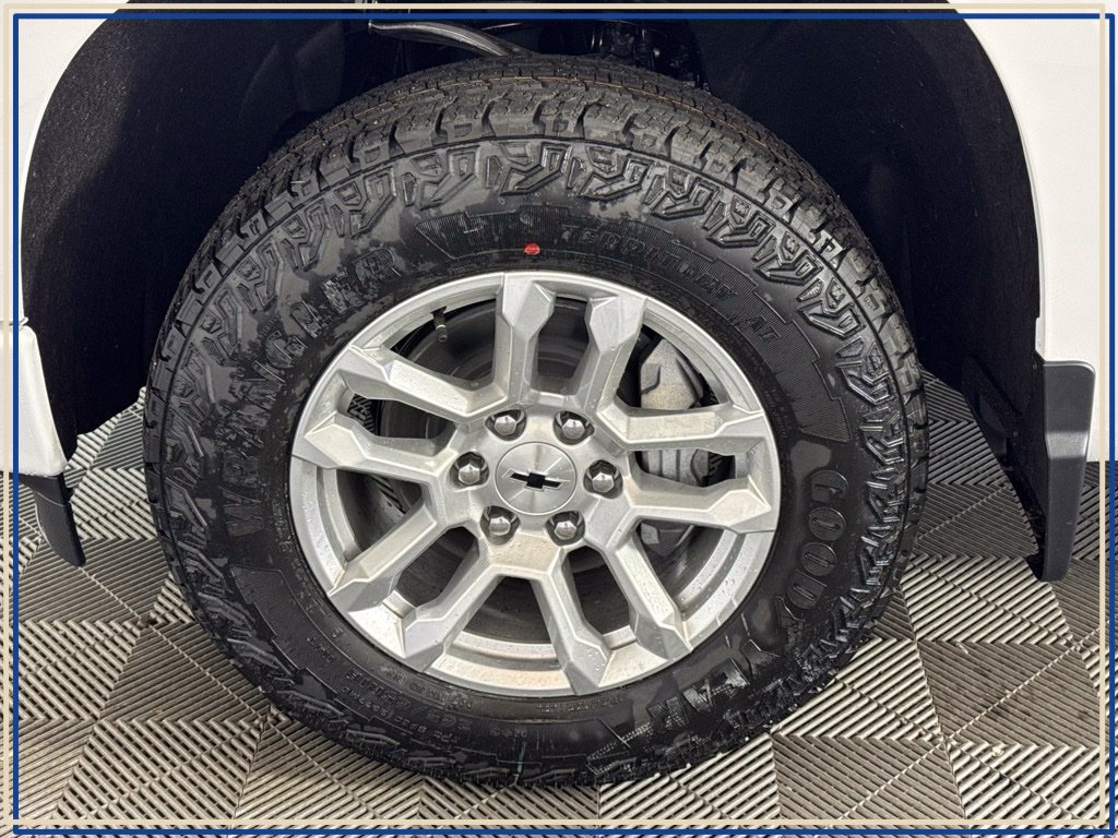 New 2026 Chevrolet Silverado 1500 RST w/ Safety Package AWD/4WD image 13