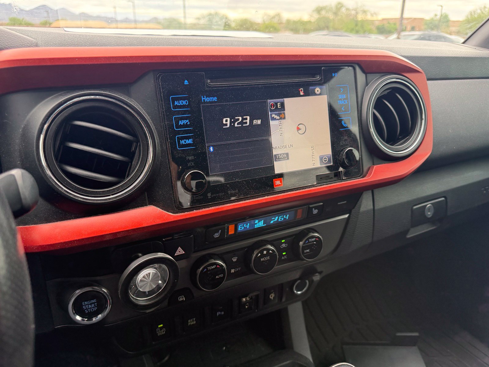 Used 2017 Toyota Tacoma TRD Off-Road AWD/4WD image 22