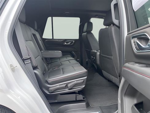 Used 2021 Chevrolet Tahoe RST image 34