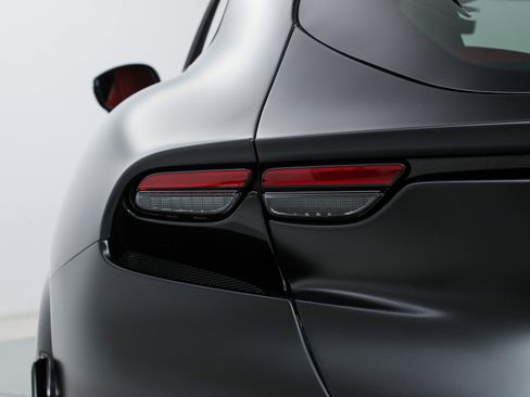 Certified 2025 Ferrari Purosangue image 19