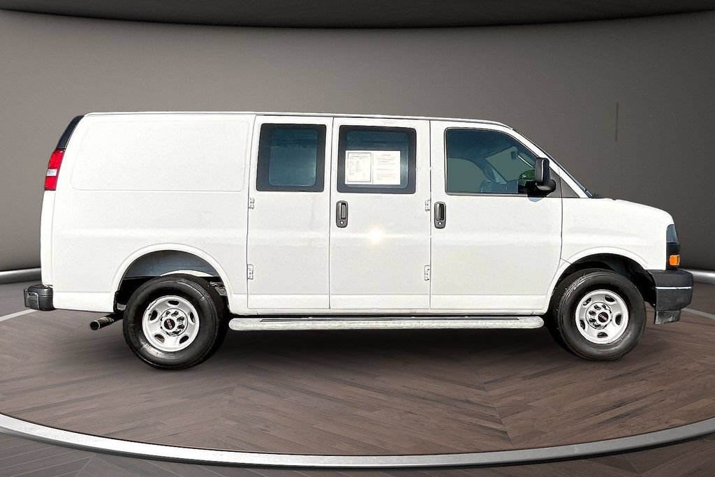 Used 2025 GMC Savana 2500 w/ Driver Convenience Package RWD image 9