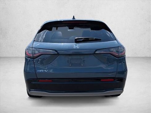 Certified 2024 Honda HR-V EX-L image 6