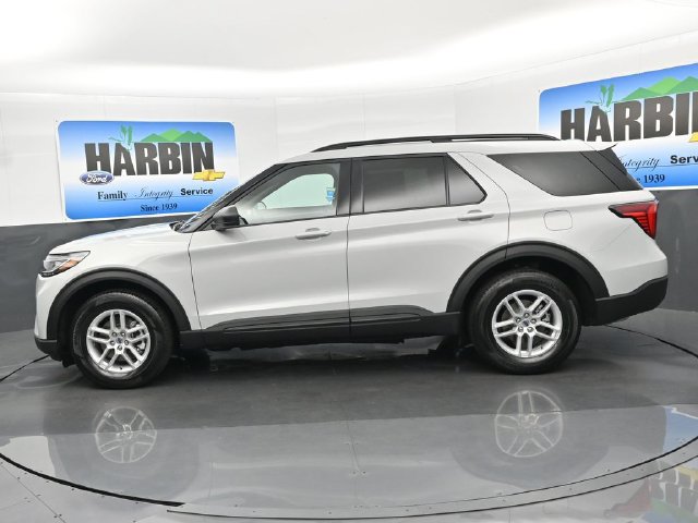 New 2027 Ford Explorer Active RWD image 2