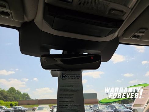 Used 2024 Subaru Ascent Limited w/ Technology Package AWD/4WD image 12