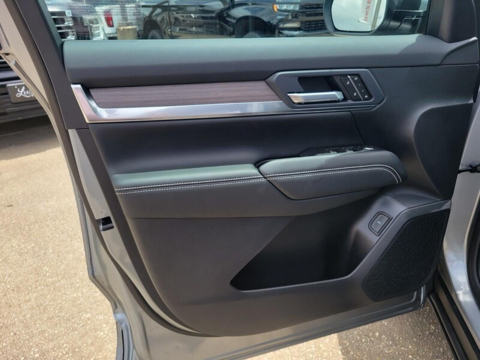 New 2026 GMC Terrain Denali w/ LPO, Floor Liner Package AWD/4WD image 14