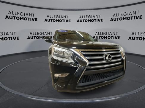 Used 2016 Lexus GX 460 Luxury w/ Preferred Accessory Package AWD/4WD image 4
