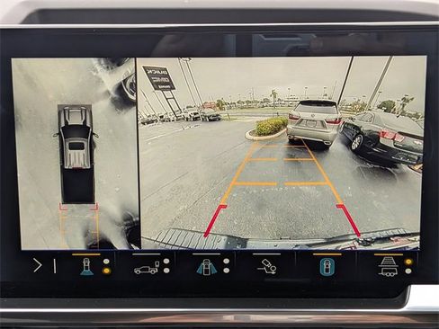 Used 2024 Chevrolet Silverado 2500 High Country w/ High Country Premium Package image 26