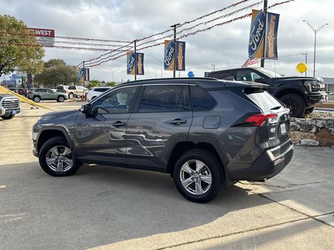 Used 2025 Toyota RAV4 XLE image 10