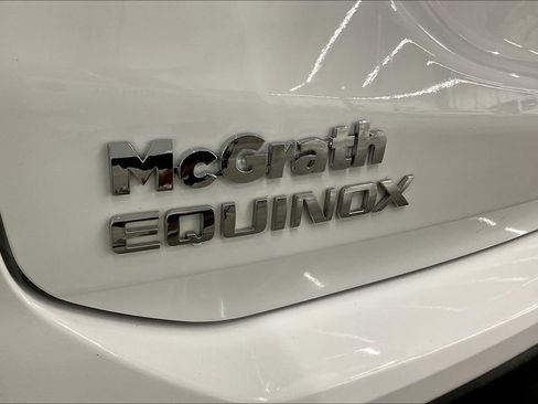 Used 2022 Chevrolet Equinox LS image 10