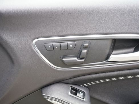 Used 2014 Mercedes-Benz CLA 250 CLA 250 image 11