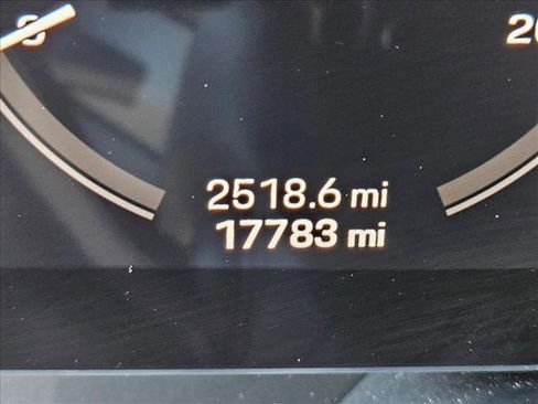 Used 2020 Porsche 911 Carrera S image 11