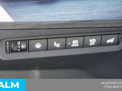 Used 2023 Nissan Ariya AWD/4WD image 35