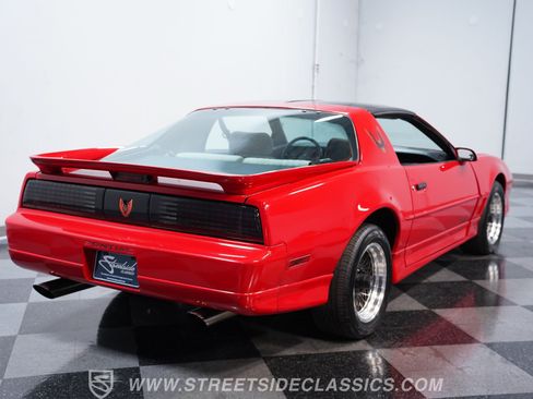 Used 1989 Pontiac Firebird Trans Am RWD image 10
