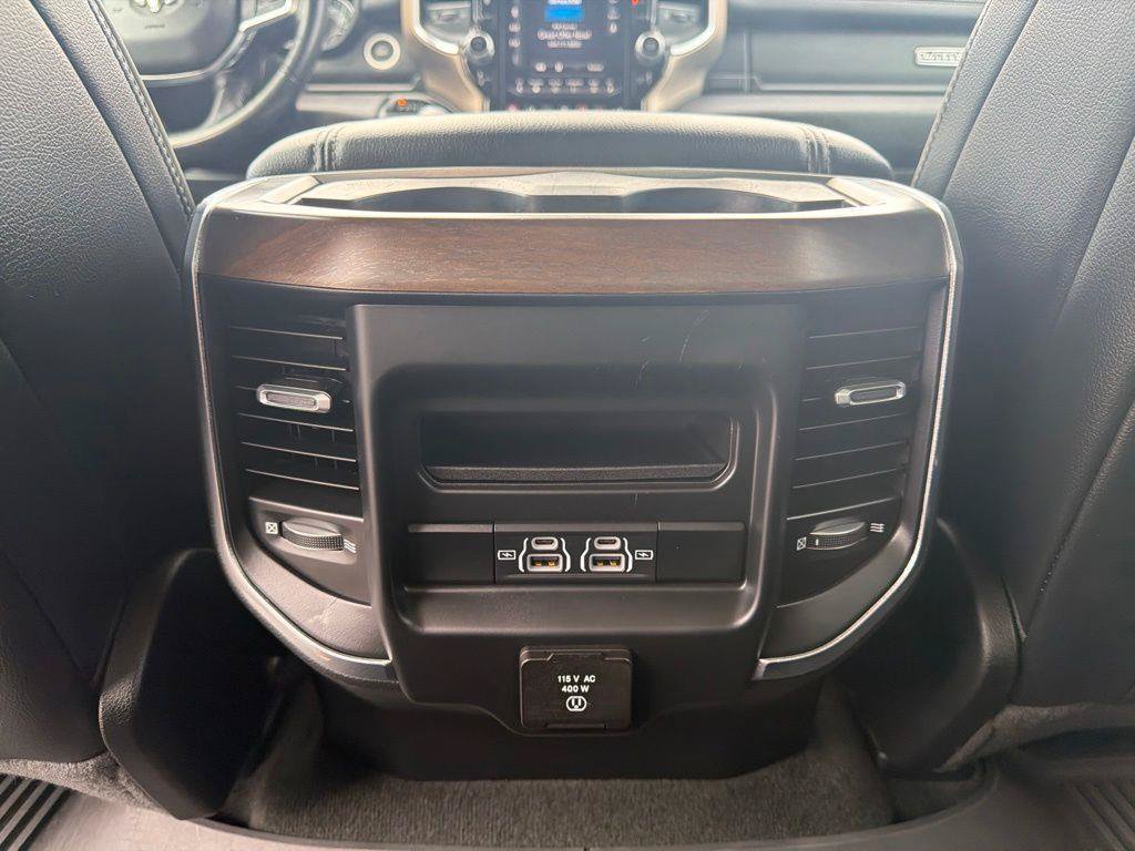 Used 2021 RAM 1500 Laramie AWD/4WD image 19