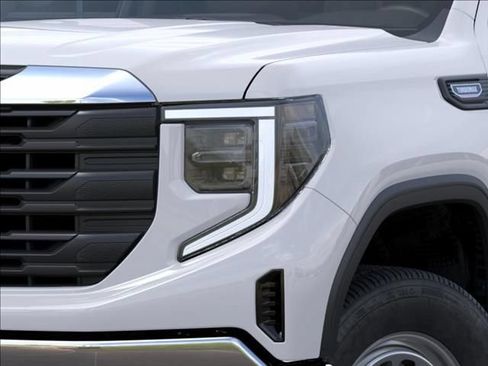 New 2026 GMC Sierra 1500 Pro w/ Pro Value Package AWD/4WD image 10