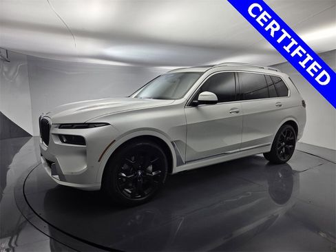 Certified 2023 BMW X7 xDrive40i w/ Premium Package image 6