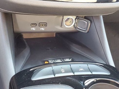 New 2026 Buick Envista Sport Touring FWD image 23