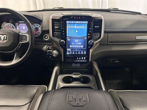 Used 2022 RAM 1500 Laramie AWD/4WD image 13